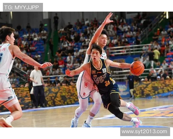 青岛与江苏CBA全场精彩回放分析及比赛亮点总结